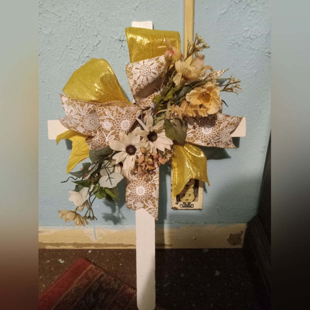 Hand crafted Cross for grave